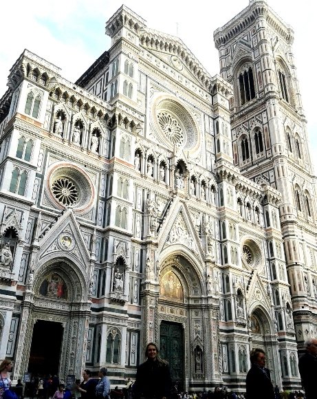 Duomo, em Floremça impressiona pela força que imprime e beleza dos detalhes - crédito imagem Edith Auler