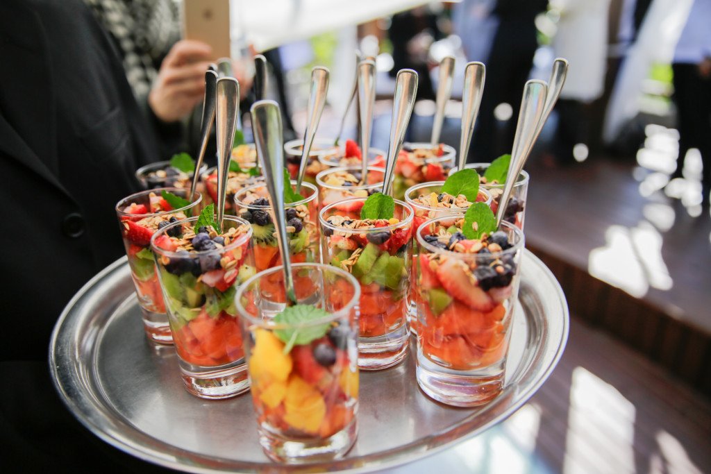 Opções de sobremesas com frutas estão entre as opções do cardápio do One Day Emagrecimento. Crédito de imagem Vini Dalla Rosa