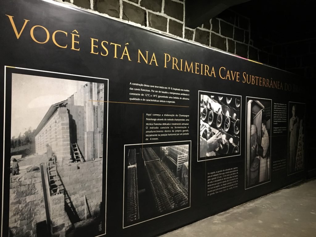 vinícola peterlongo cave subterrânea