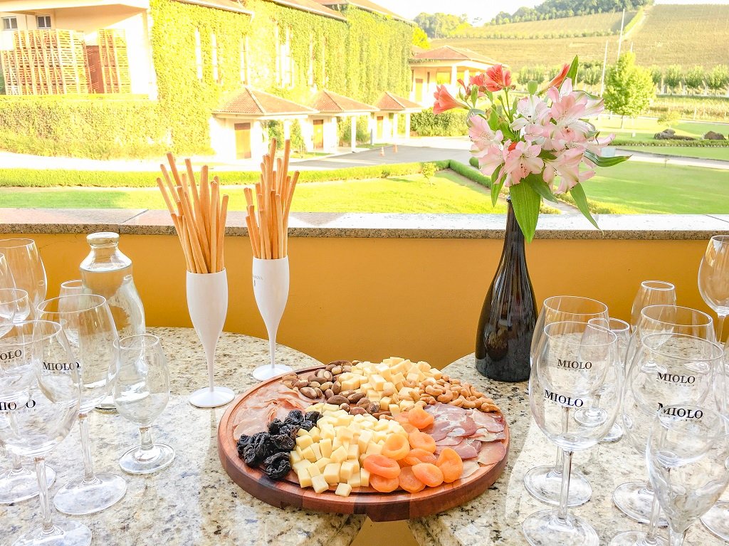 visita vinícola miolo vale dos vinhedos