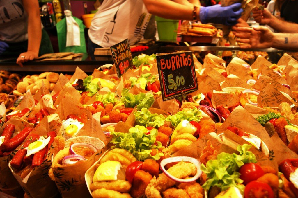 Uma das bancas de La Boqueria. Delicias pra comer com os olhos. Foto Surian Dupont